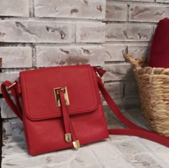 TJ Max Handbags - Cross body bag
